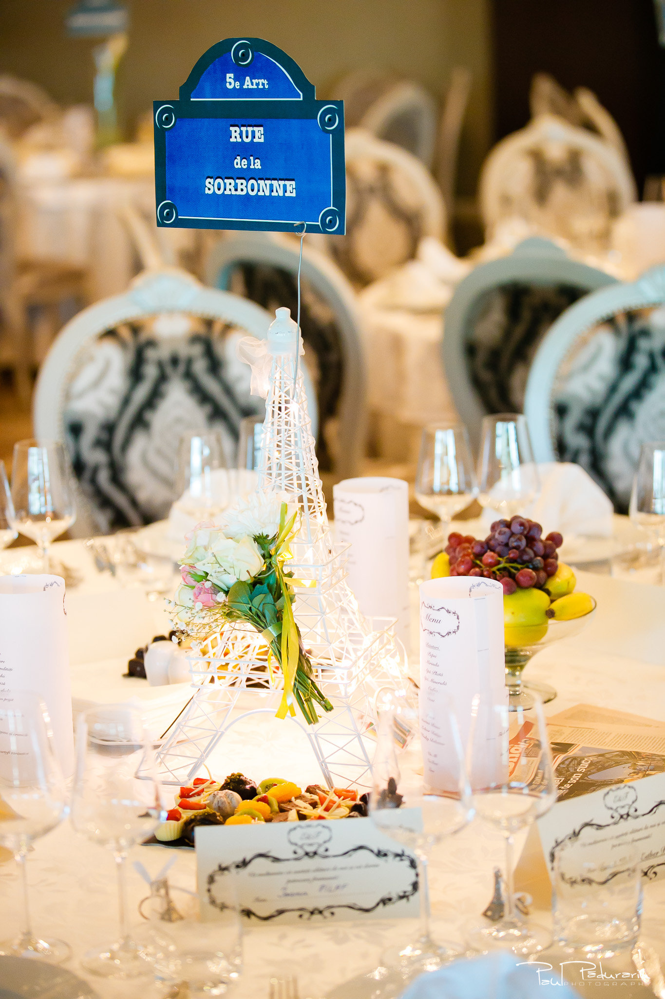 Petrecere la Pleaiada nunta Ema si Tudor fotograf profesionist de nunta iasi www.paulpadurariu.ro © 2017 Paul Padurariu mase invitatii tema nuntii Paris