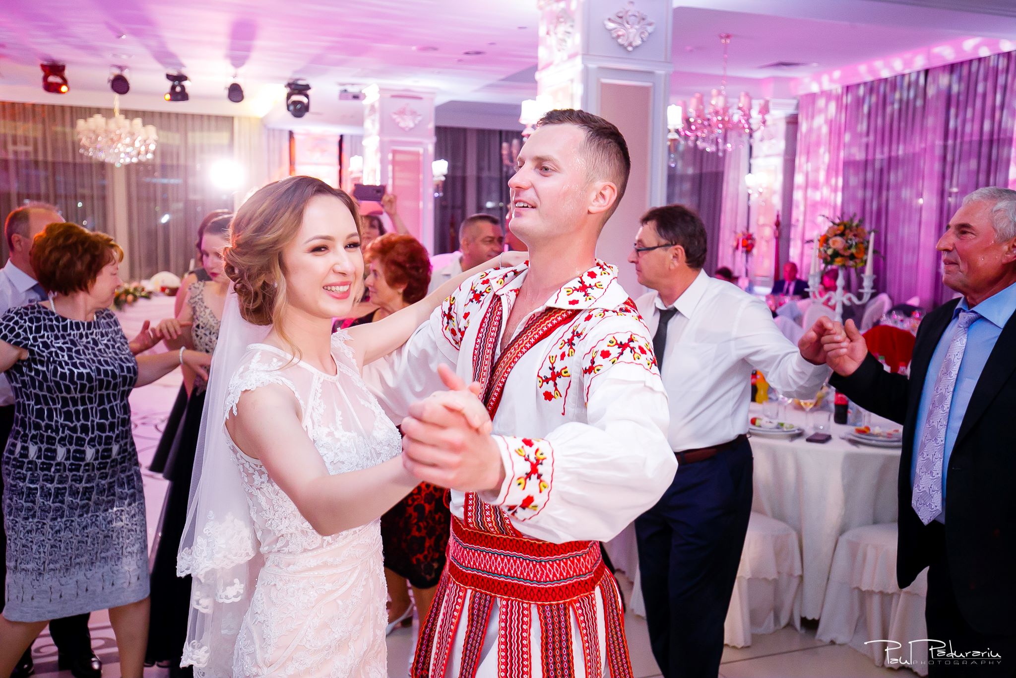 Nicoleta si Catalin fotografie nunta Iasi Restaurant Capitol fotograf paul padurariu 2018 17