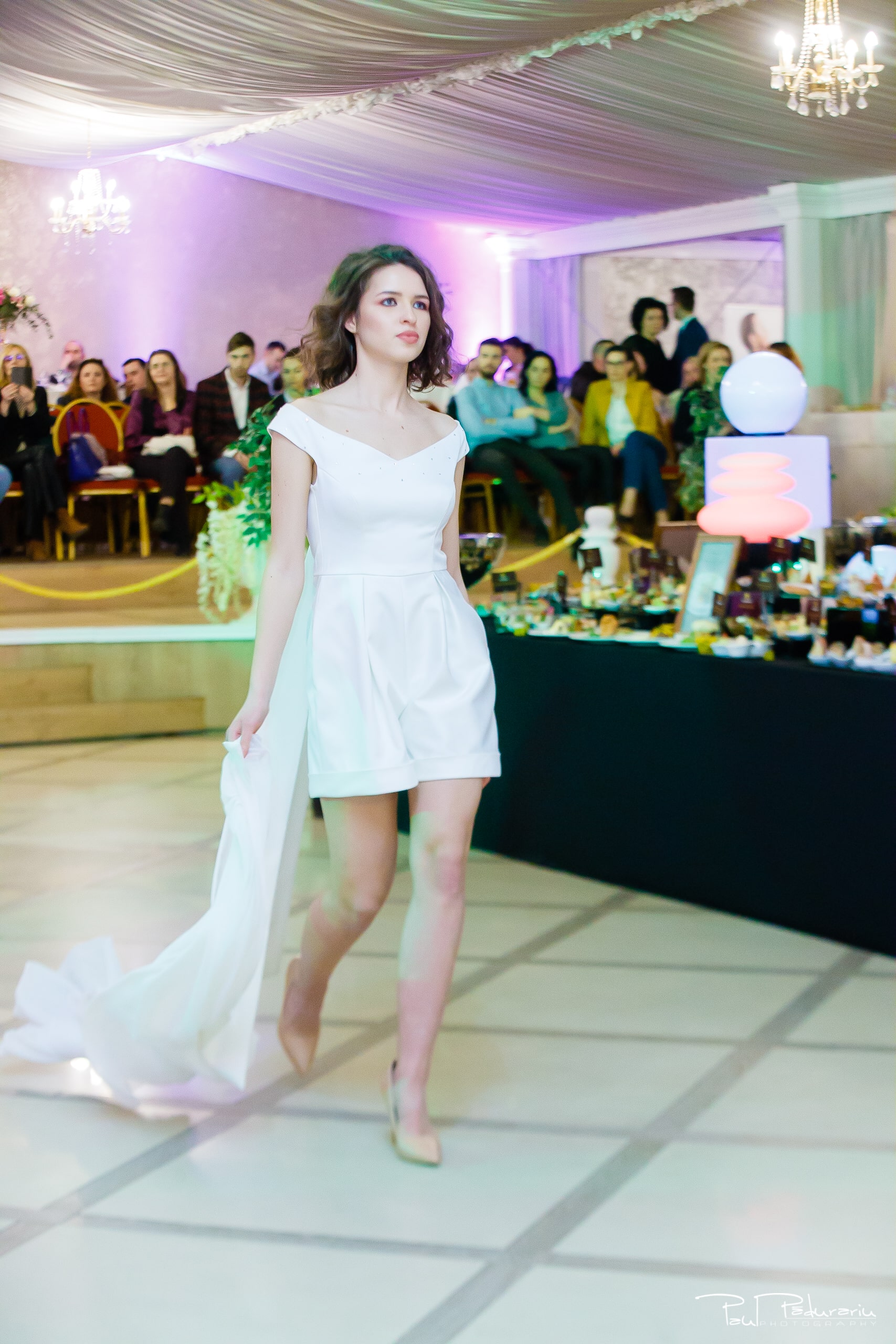 Modern Bride Edith Val colectie rochie mireasa 2019 - fotograf profesionist iasi paul padurariu | nunta iasi 2