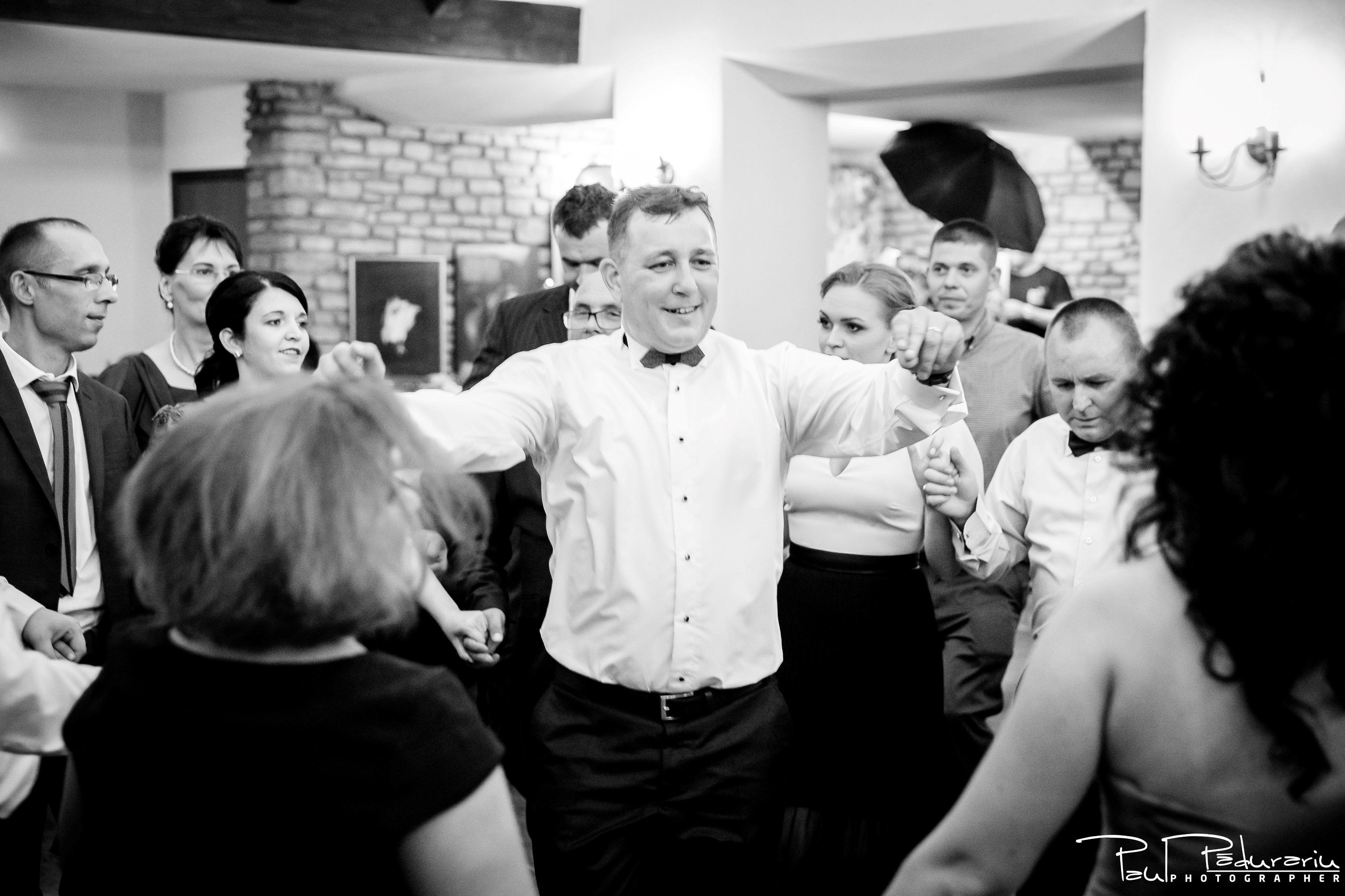 Cristina si Razvan nunta rustica la Bellaria Loja Domneasca petrecere nunta fotograf profesionist nunta Iasi www.paulpadurariu.ro © 2017 Paul Padurariu