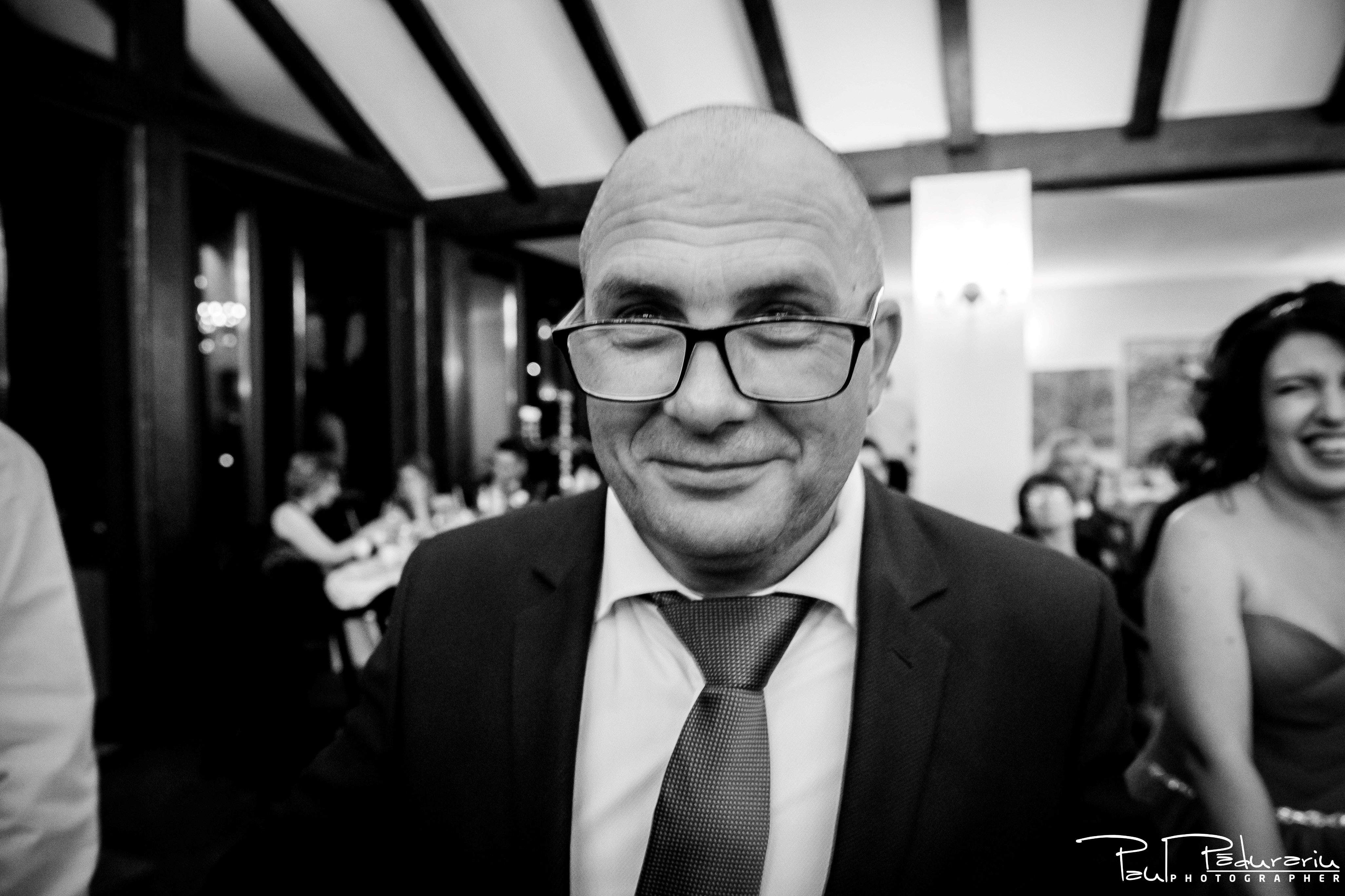 Cristina si Razvan nunta rustica la Bellaria Loja Domneasca petrecere nunta portret invitat 2 fotograf profesionist nunta Iasi www.paulpadurariu.ro © 2017 Paul Padurariu